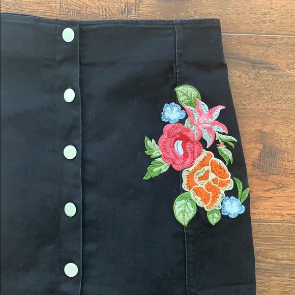 Jealous Tomato Embroidered Black Denim Mini Skirt - Picture 4 of 7